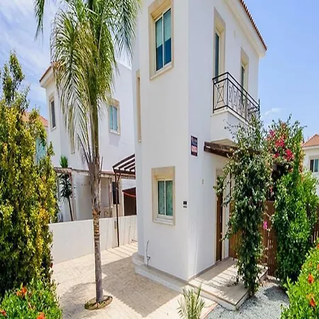 Villa 036 *